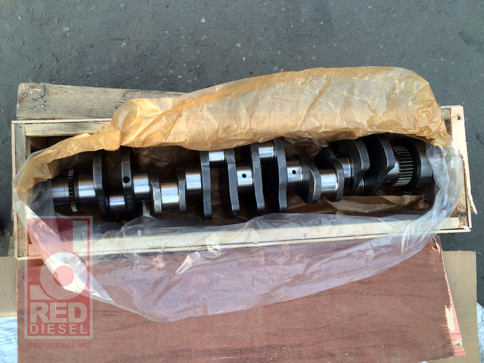 Вал коленчатый (коленвал)