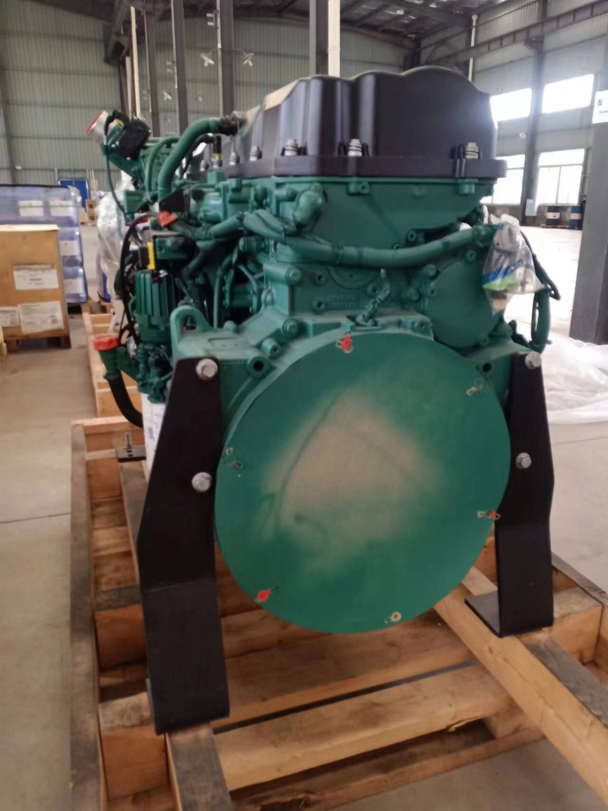 Двигатель VOLVO PENTA TAD1151VE